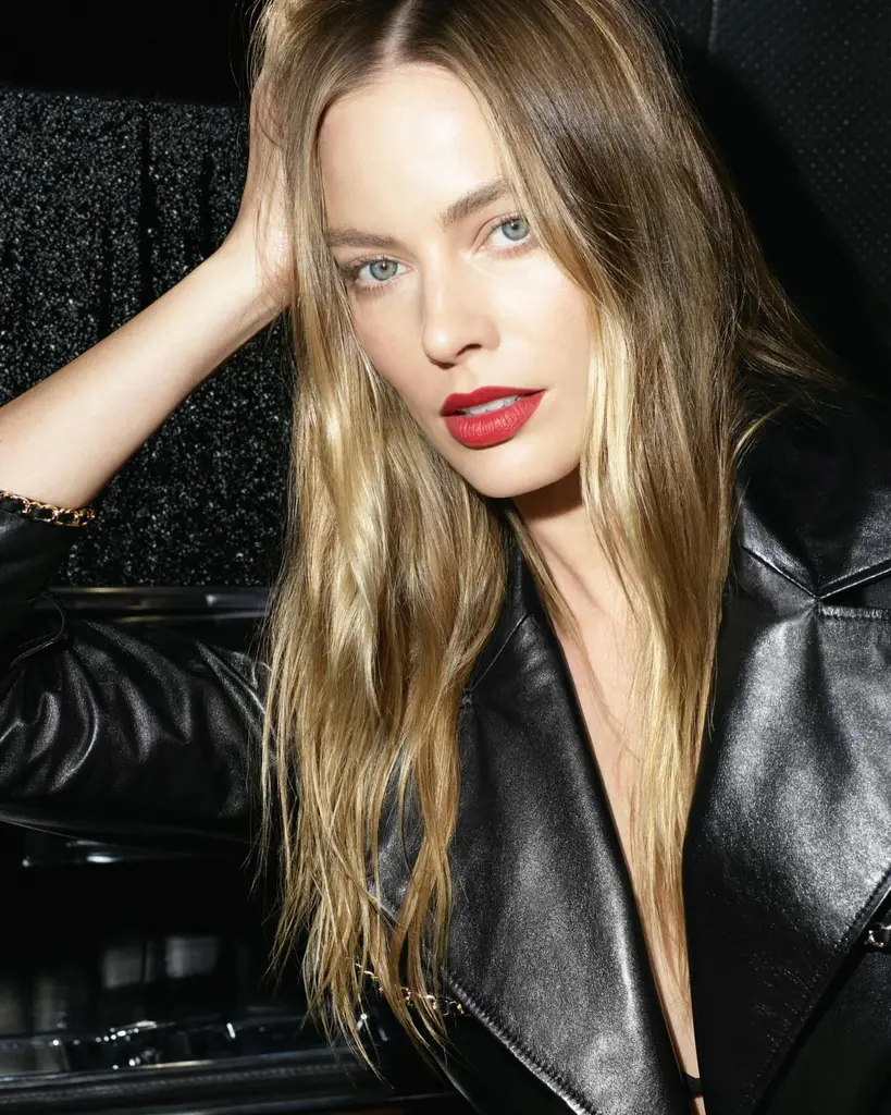 Šminkerka Margot Robbie savetuje kako da osvežite jesenji makeup u 7 koraka 7 image 5687969