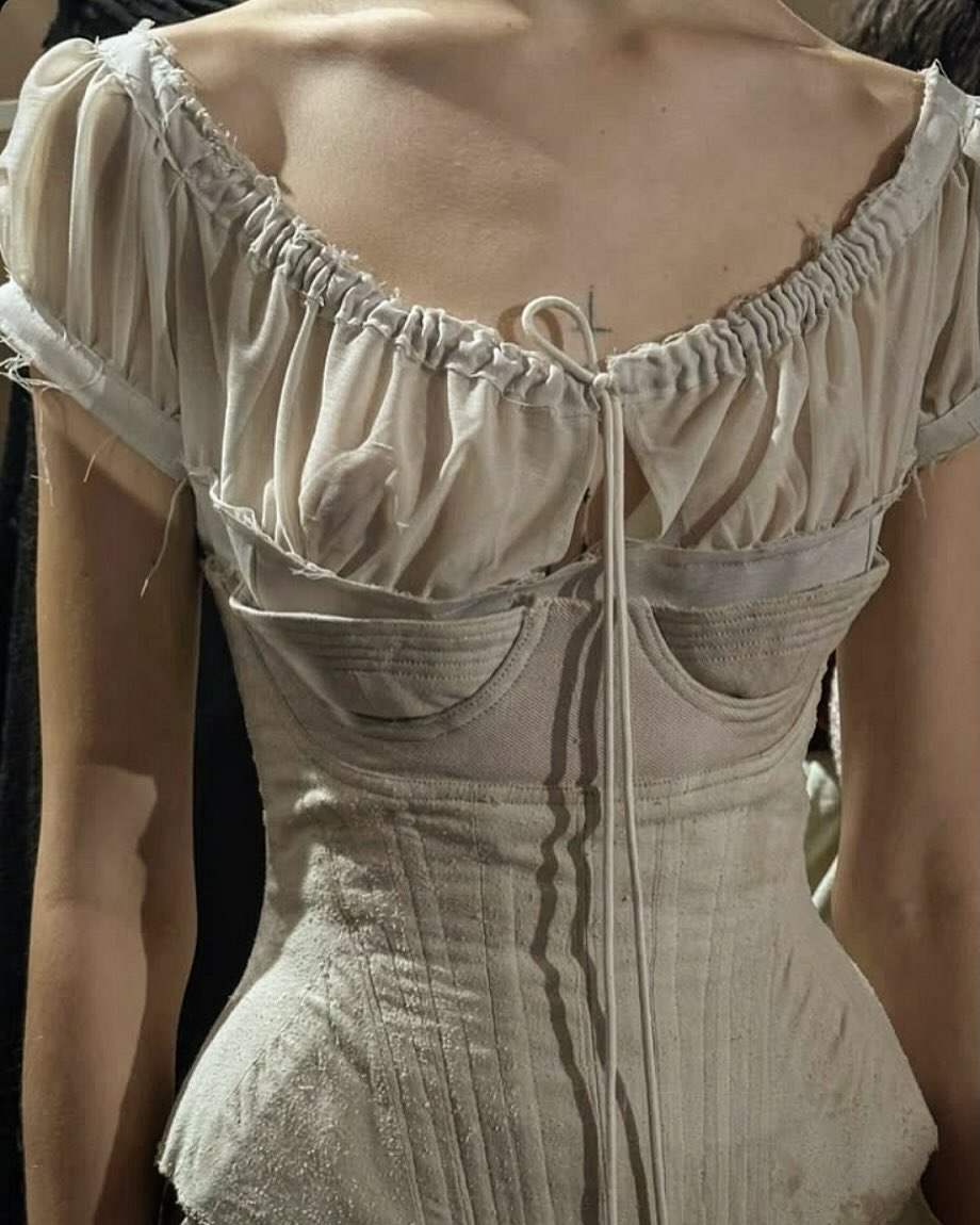 Ispod radara: Elena Velez 8 elena velez