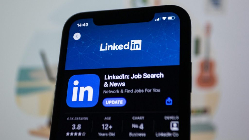 Da li je danas sramotno biti aktivan na Linkedinu? 9 pexels rccbtn 15406295