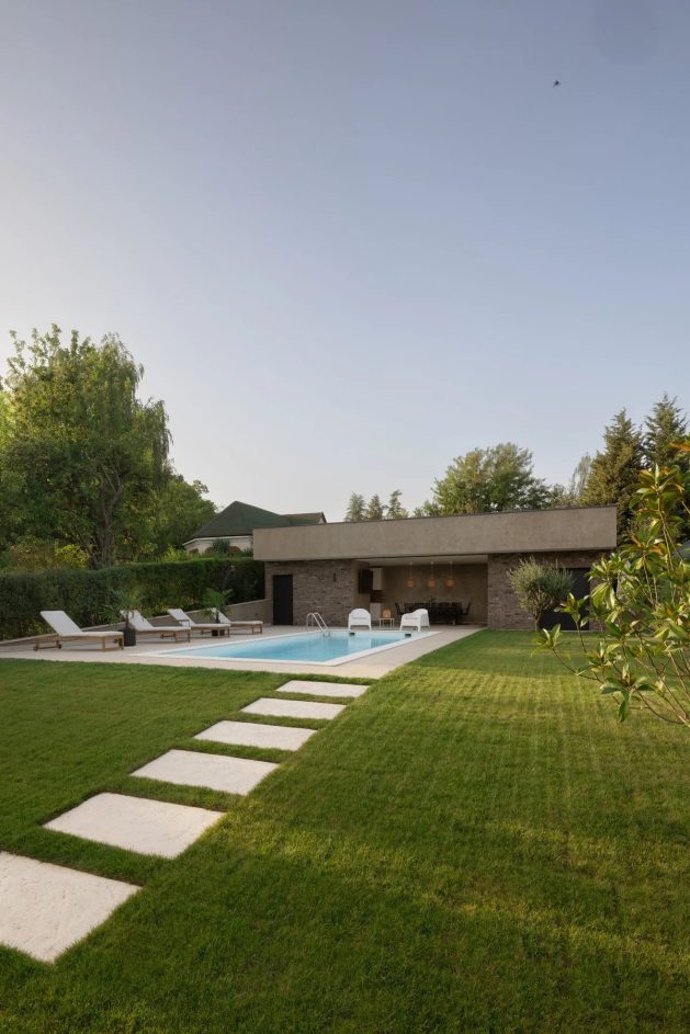 porodicna kuca sa bazenom u kragujevcu t4uhv8aad28aa40be7