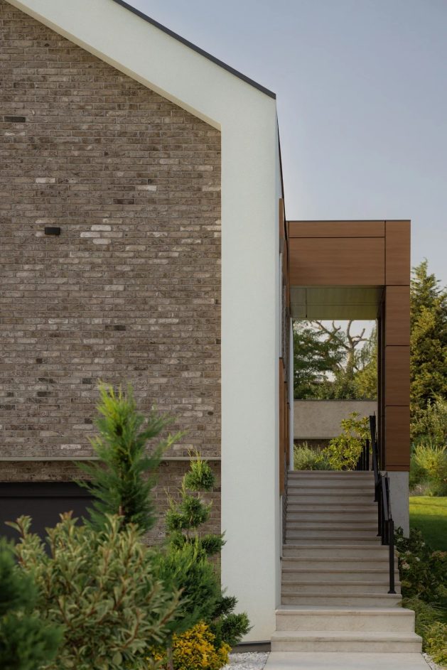 porodicna kuca sa bazenom u kragujevcu t4w9tzbf84480d0edf