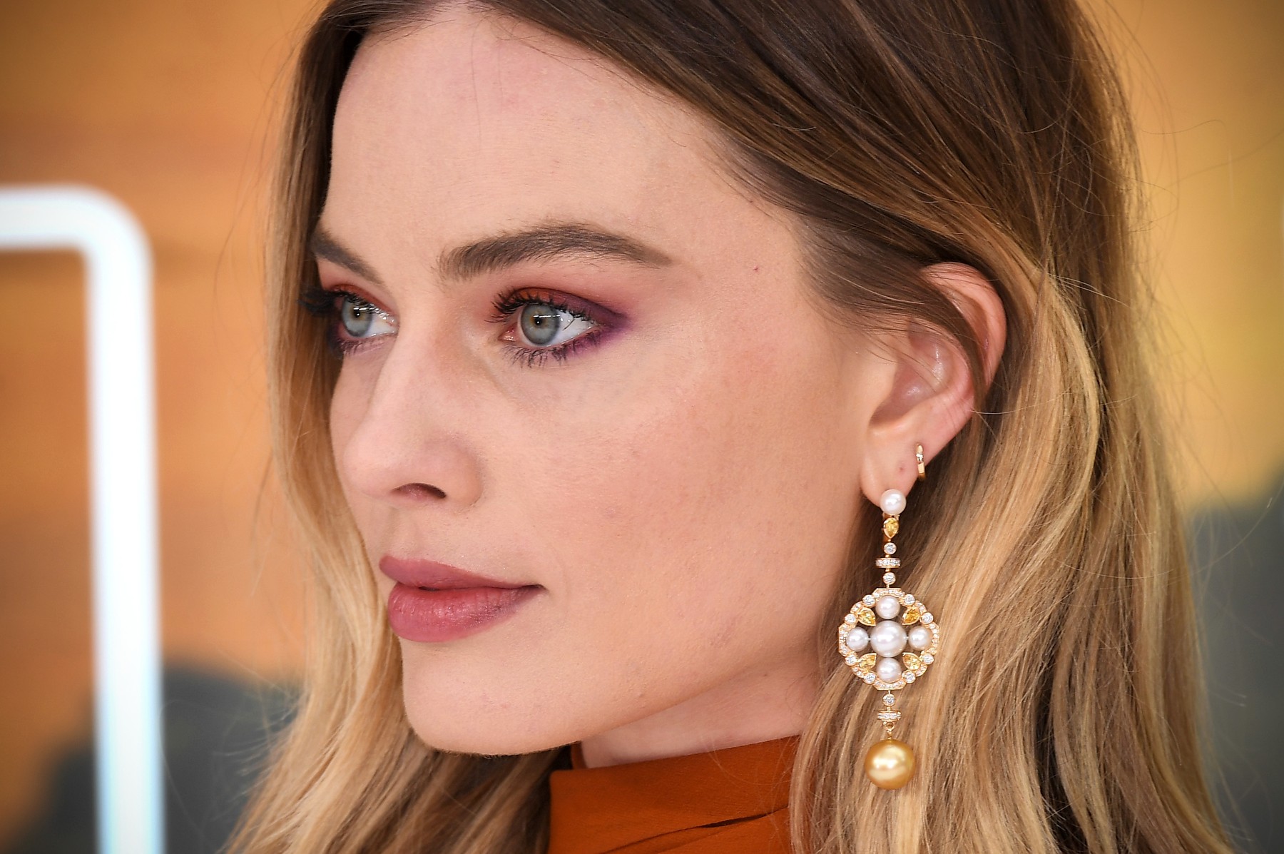 Šminkerka Margot Robbie savetuje kako da osvežite jesenji makeup u 7 koraka 1 makeup