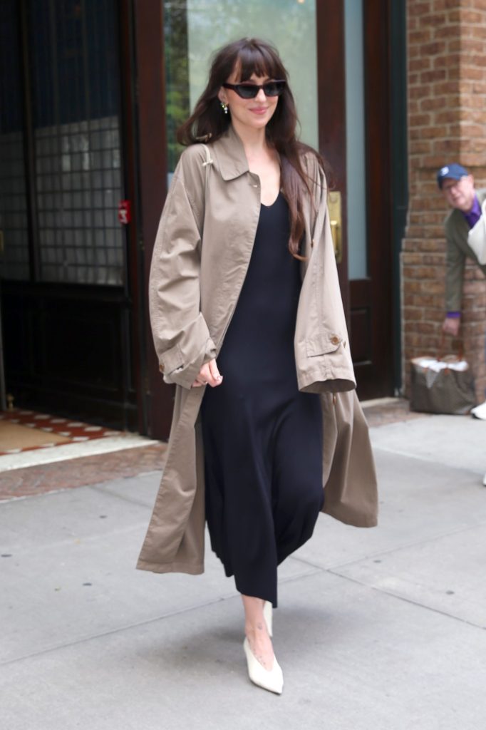 Trench mantil je "zvezda" pet autfita poznatih 10 profimedia 1008607236