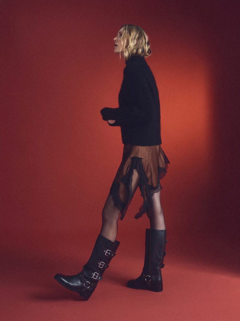 U Reserved su stigle kožne čizme u Miu Miu stilu 9 710FE 99X 001 3 1149722