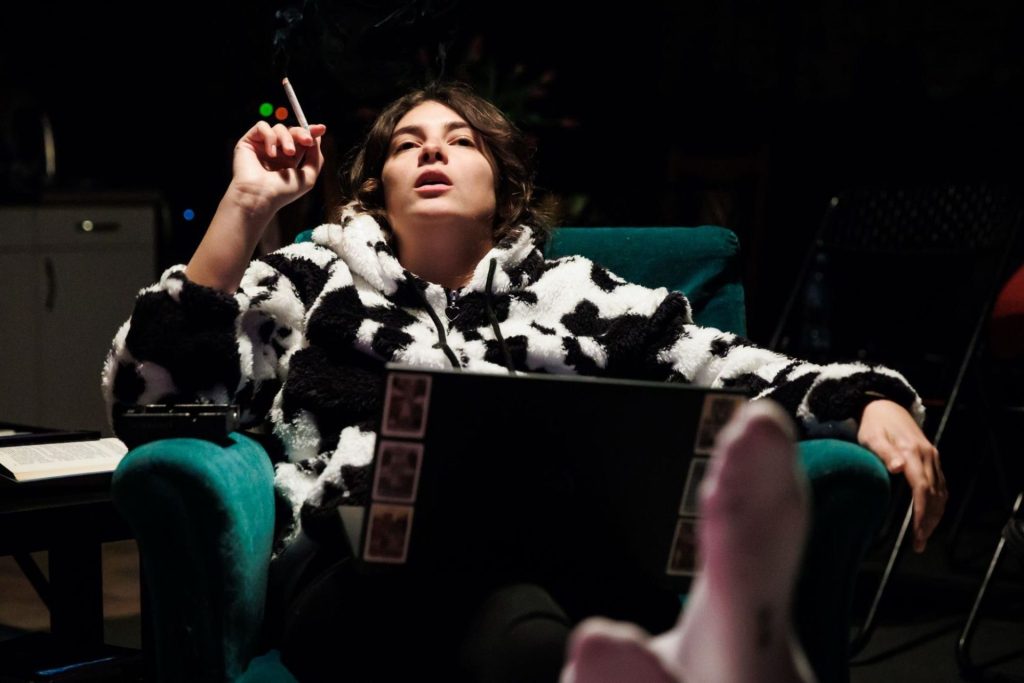 Ne:Bitef, uprkos cenzuri: Kako i zašto je najvažniji pozorišni festival proteran u gerilu 15 Samoubistvo Nata Korenovskaia