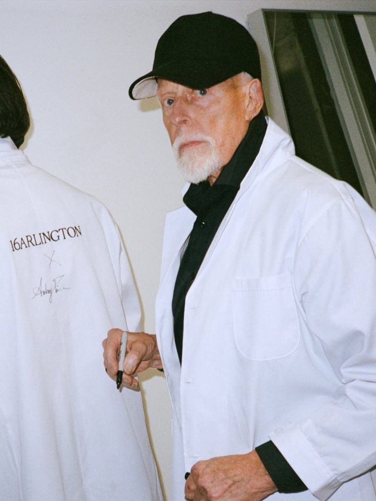 Antony Price: tihi arhitekta rock’n’roll estetike 7 SnapInsta.to 602703585 18441109738102828 8621105748287009181 n