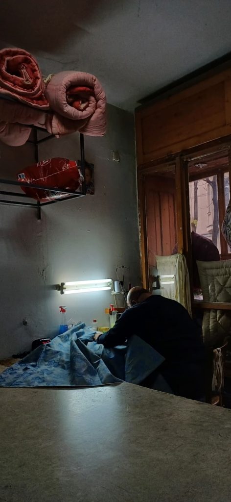 Zanat na ivici nestanka: Šta znači biti jedan od poslednjih jorgandžija? 12 WhatsApp Image 2025 12 12 at 15.11.24 1