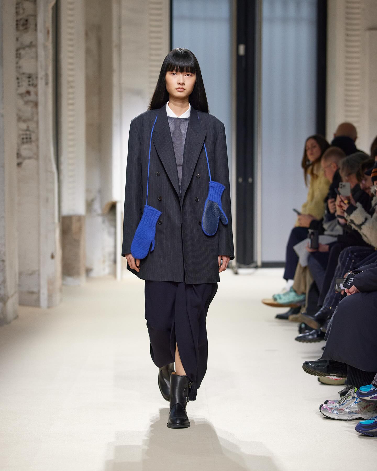 Ispod radara: AURALEE 9 image 5055930