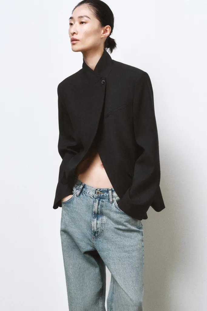 Zara već ima blejzer koji će svi nositi ovog proleća 13 02029044800 a1