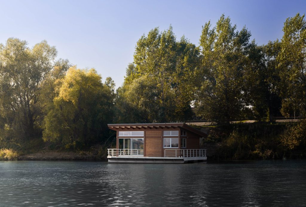 03 Outside Daytime 1