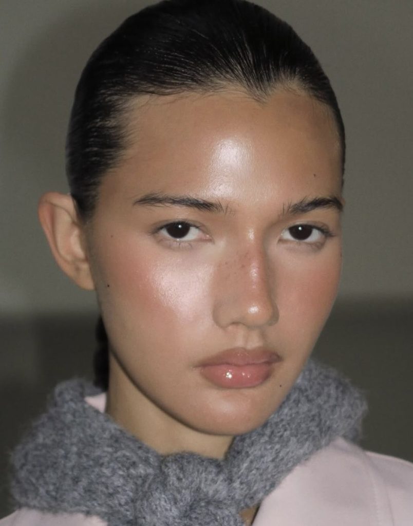 Šta je “no mascara” look i zašto je postao beauty hit? 8 414184c251a8dce8e94d2a1db3fa688c