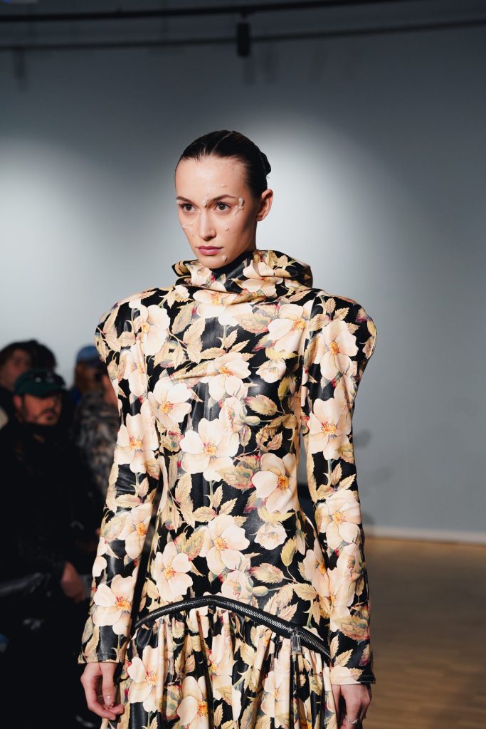 Dina Karalash @dinamalinovna