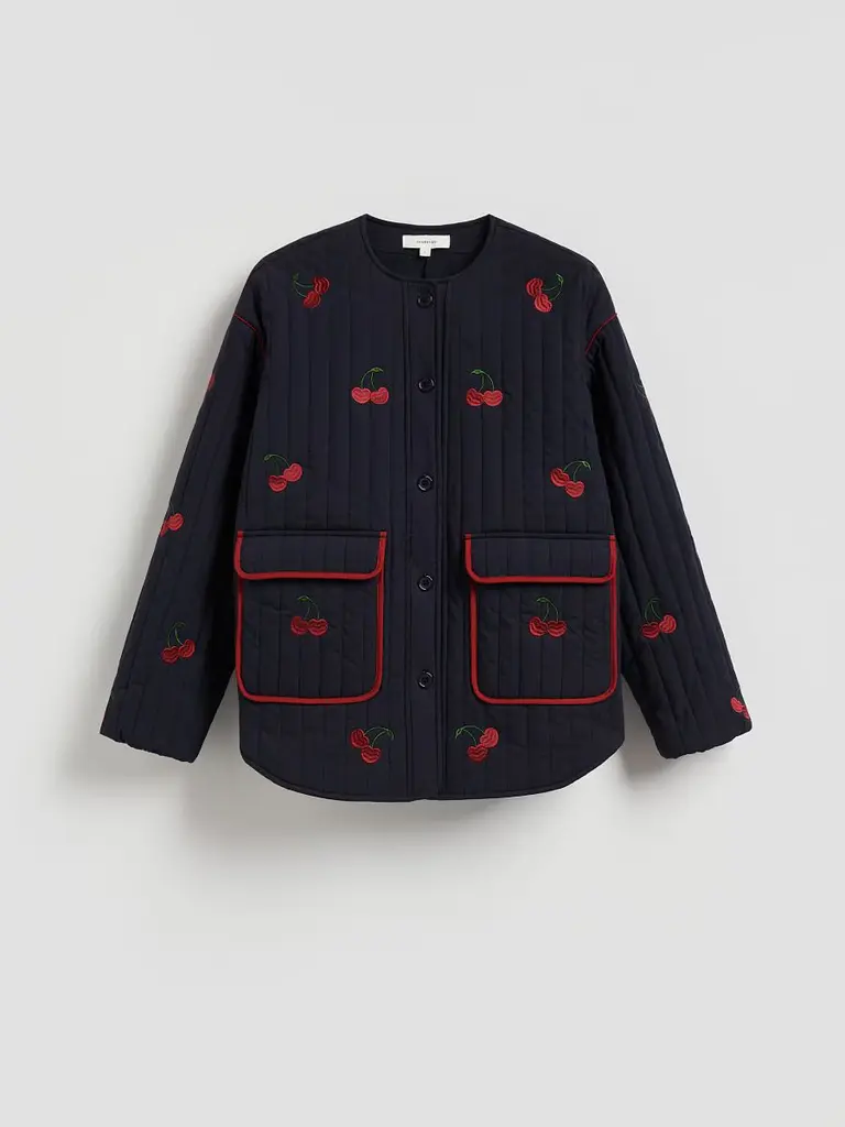 Ova Reserved prolećna jakna oduševiće ljubitelje skandi stila 11 473IY 59X 010 1 1168311 4