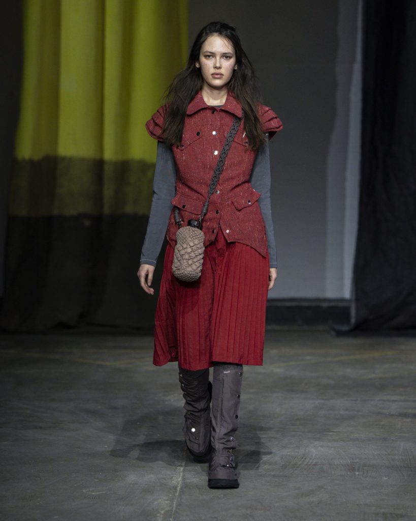 Constatinou AW26 8803