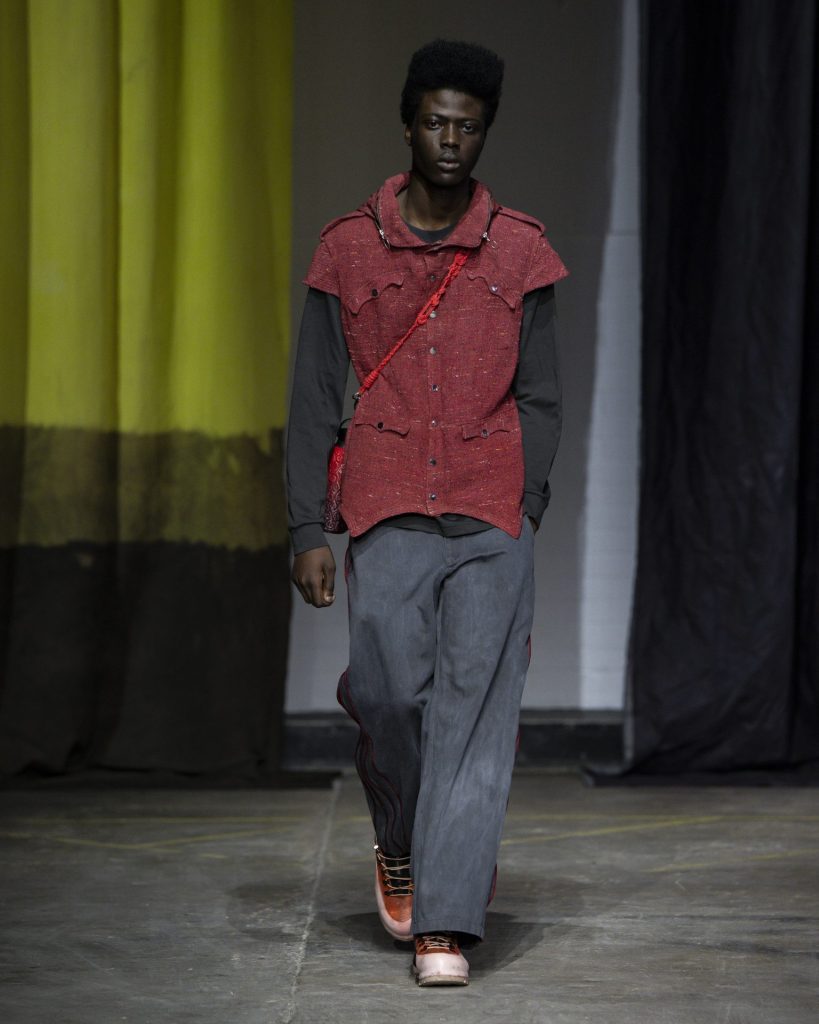 Constatinou AW26 8875