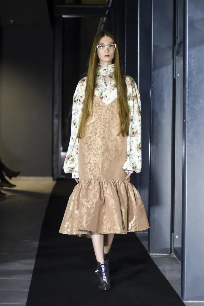 LalicA: Preispitavanje popularnog koncepta ženstvenosti 13 DJT8163 Aleksandra Lalic