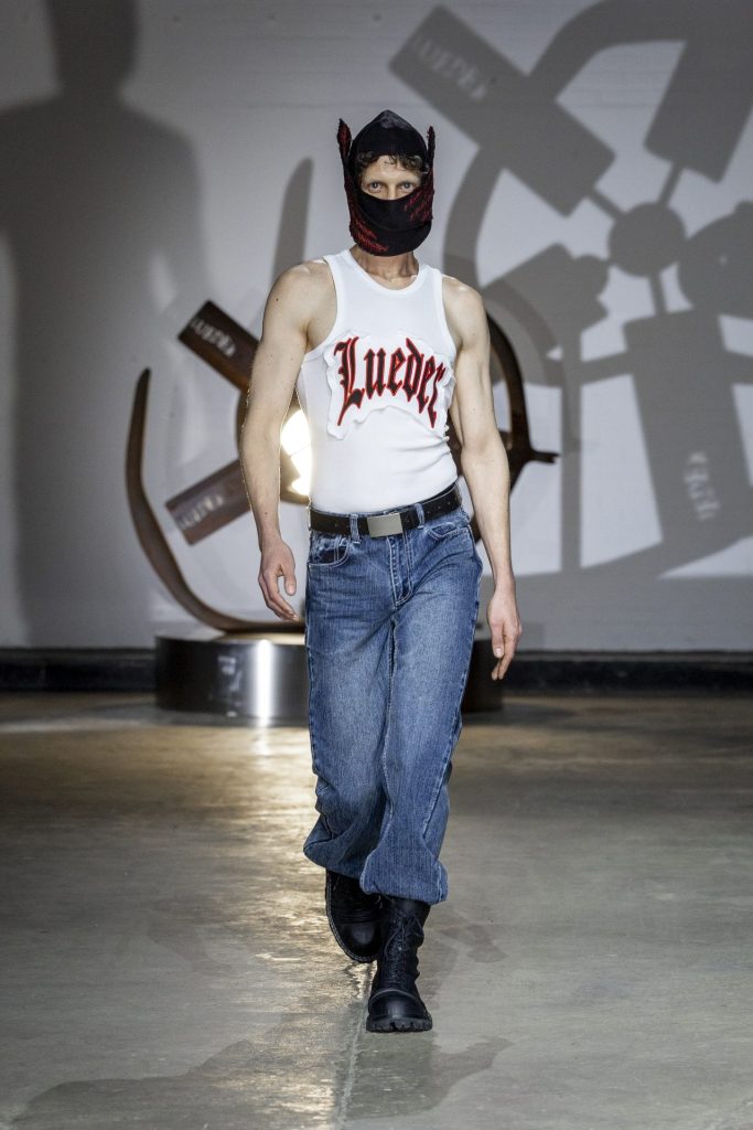 Lueder AW26 Show V4020