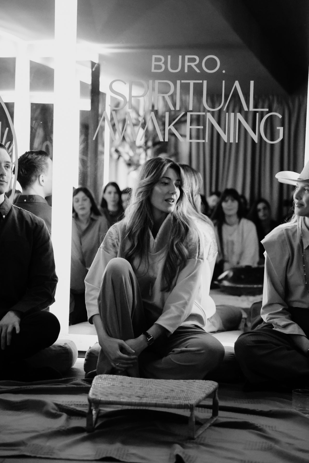 BURO. SPIRITUAL AWAKENING: Razgovor, učenje i zajedništvo su ono što nas budi 34 SMC 117