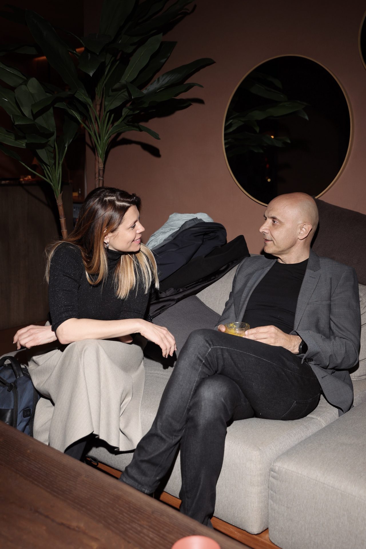 BURO. SPIRITUAL AWAKENING: Razgovor, učenje i zajedništvo su ono što nas budi 43 SMC 12