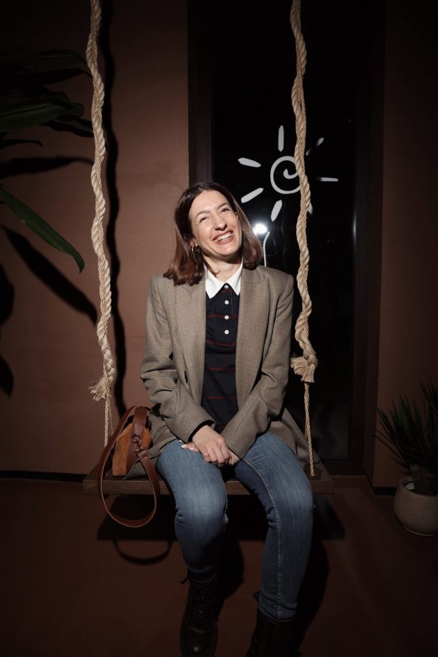 BURO. SPIRITUAL AWAKENING: Razgovor, učenje i zajedništvo su ono što nas budi 76 SMC 58