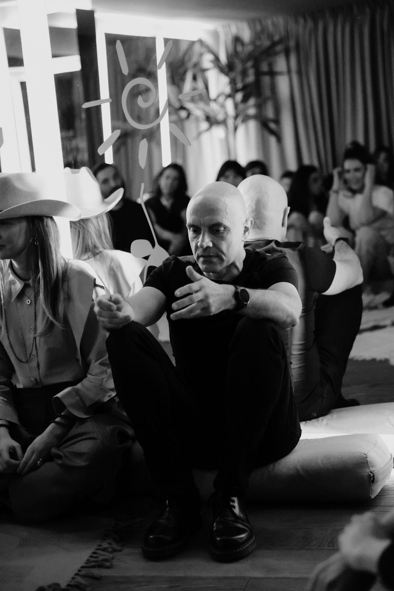 BURO. SPIRITUAL AWAKENING: Razgovor, učenje i zajedništvo su ono što nas budi 33 SMC 89