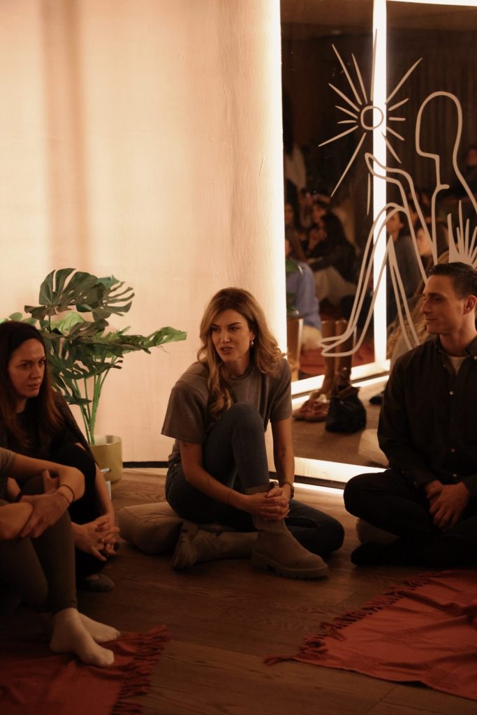 BURO. SPIRITUAL AWAKENING: Razgovor, učenje i zajedništvo su ono što nas budi 22 SMC 97