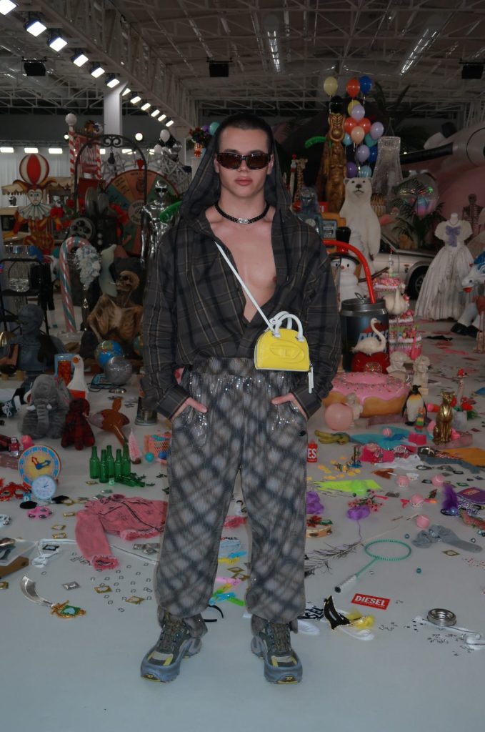 Filarri iz prvog reda: Sinoć je u Milanu predstavljena Diesel FW 26/27 kolekcija 9 image00003 2