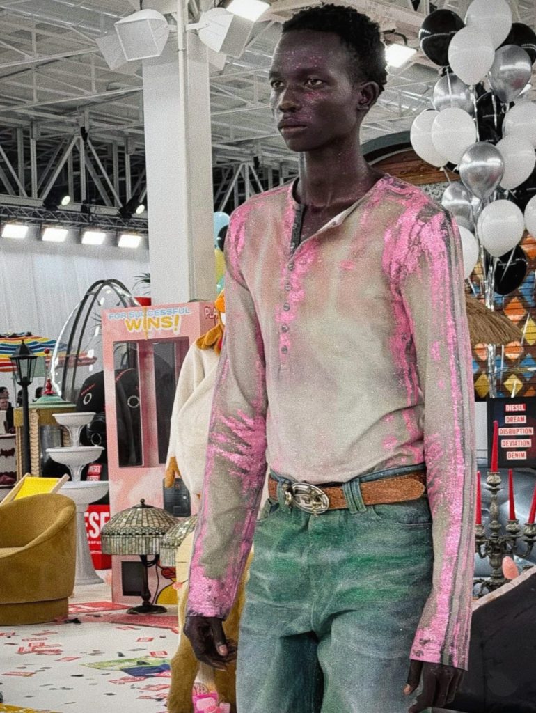 Filarri iz prvog reda: Sinoć je u Milanu predstavljena Diesel FW 26/27 kolekcija 12 image00019