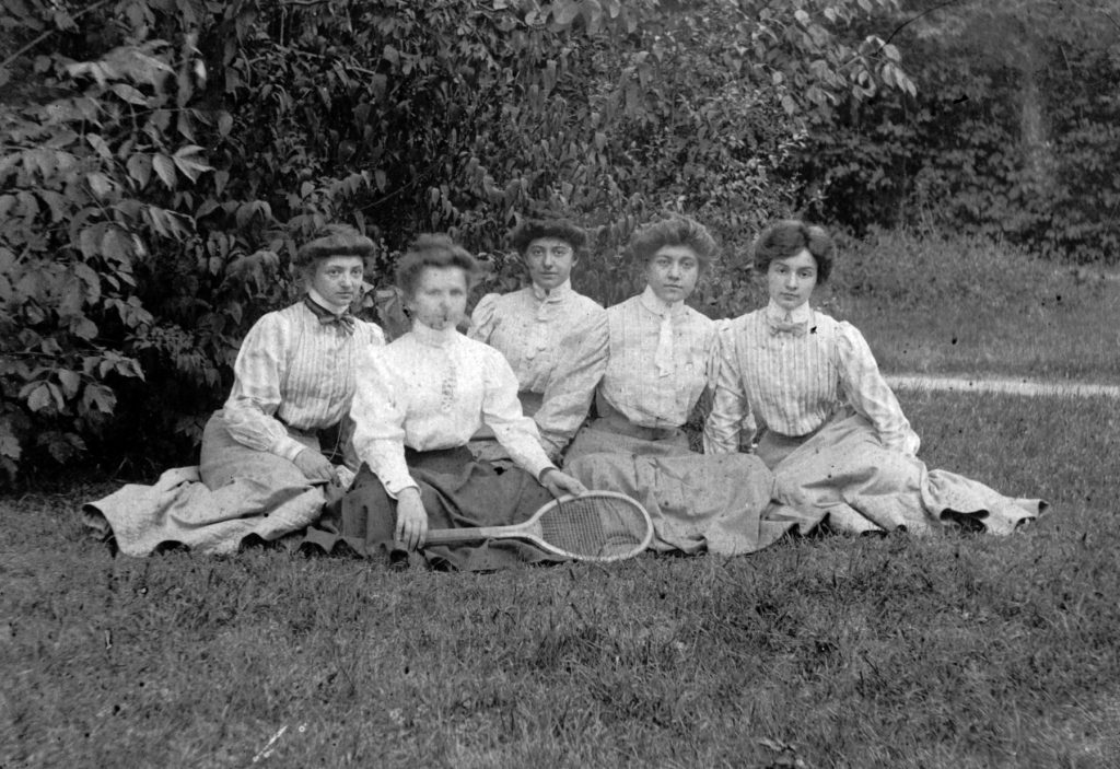 Kako su izgledali ljubav i udvaranje u doba sestara Bronte? 7 sestre bronte