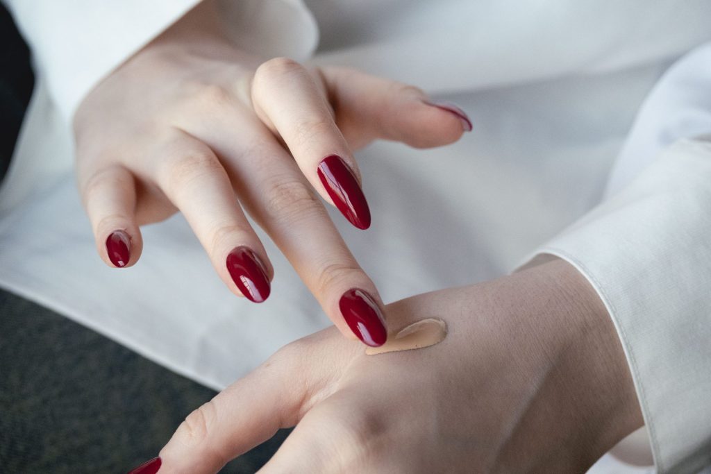 Nega, pokrivenost i SPF 50: Ova BB krema spaja sve što nam je potrebno 22 BURO Maybelline BB Cream 13