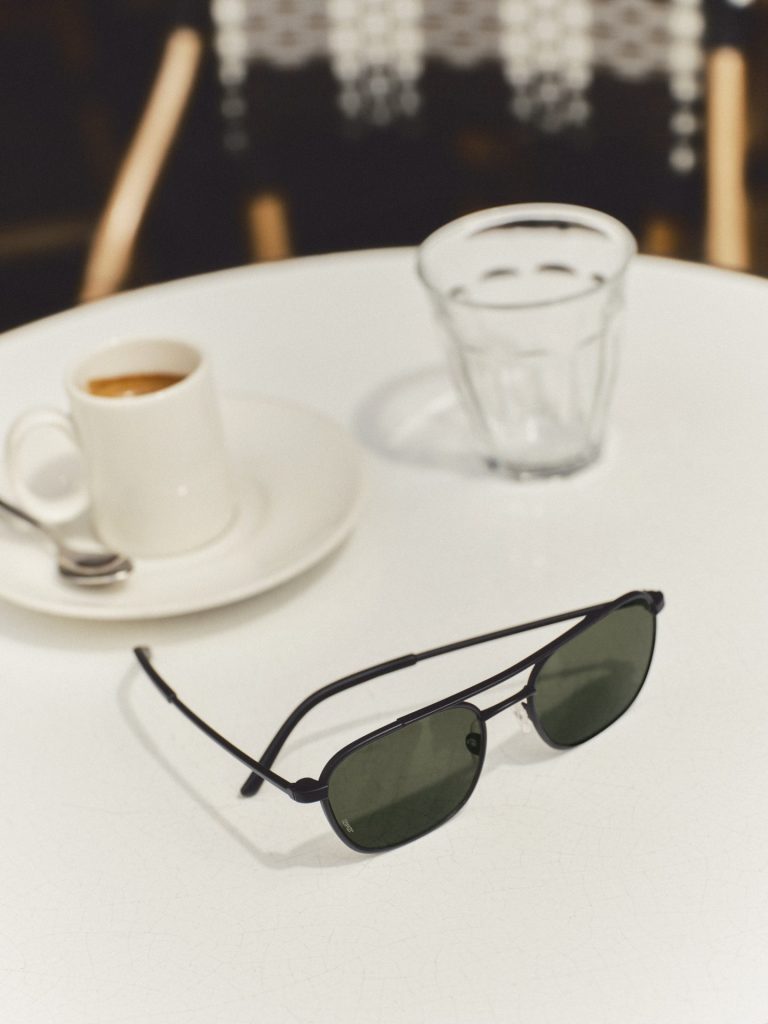 #CRUISE: Elegancija u pokretu, nova definicija urbanog proleća 12 IZIPIZI CRUISE SUN BLACK GREEN LENSES 01