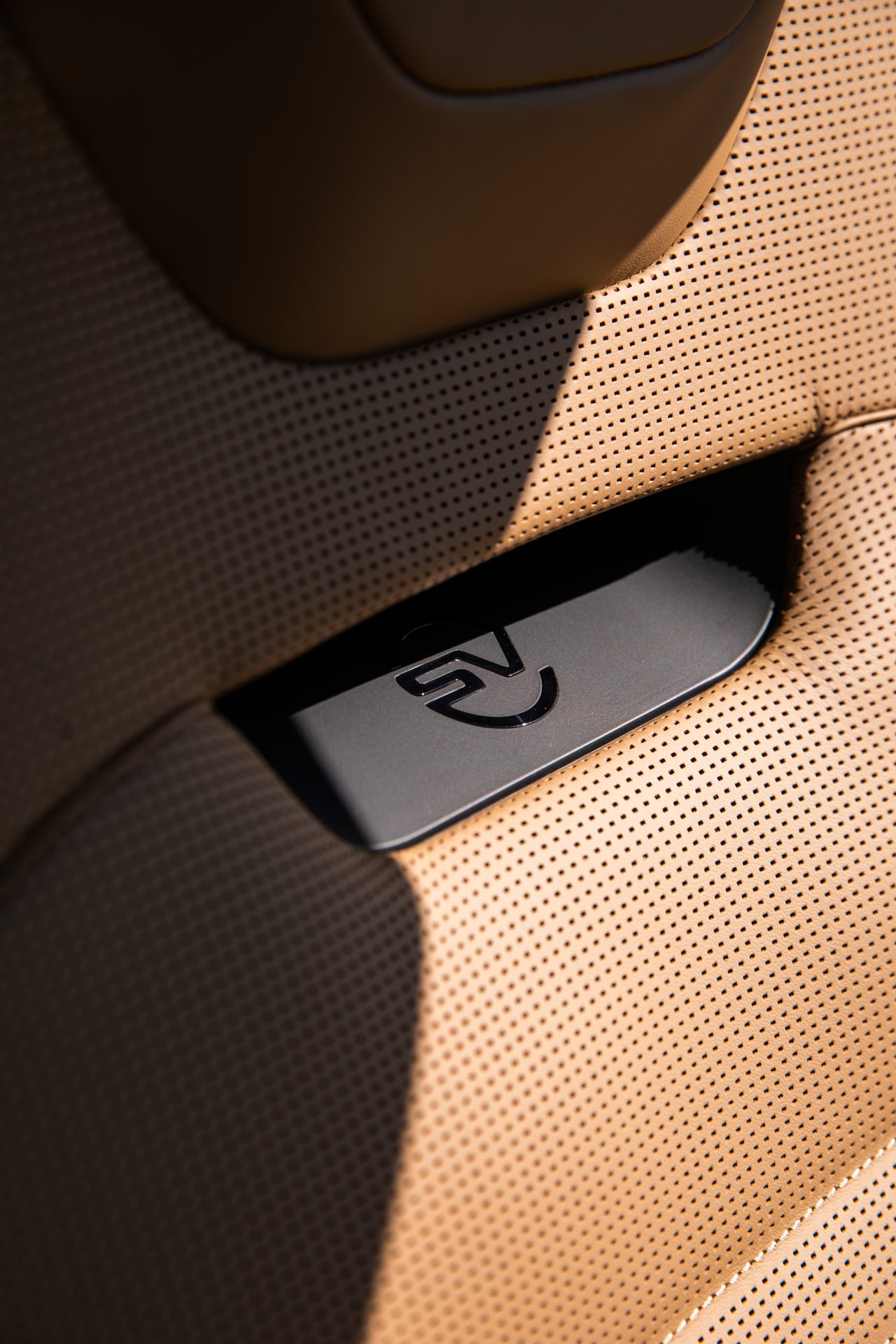 Range Rover Ekata Estate 8