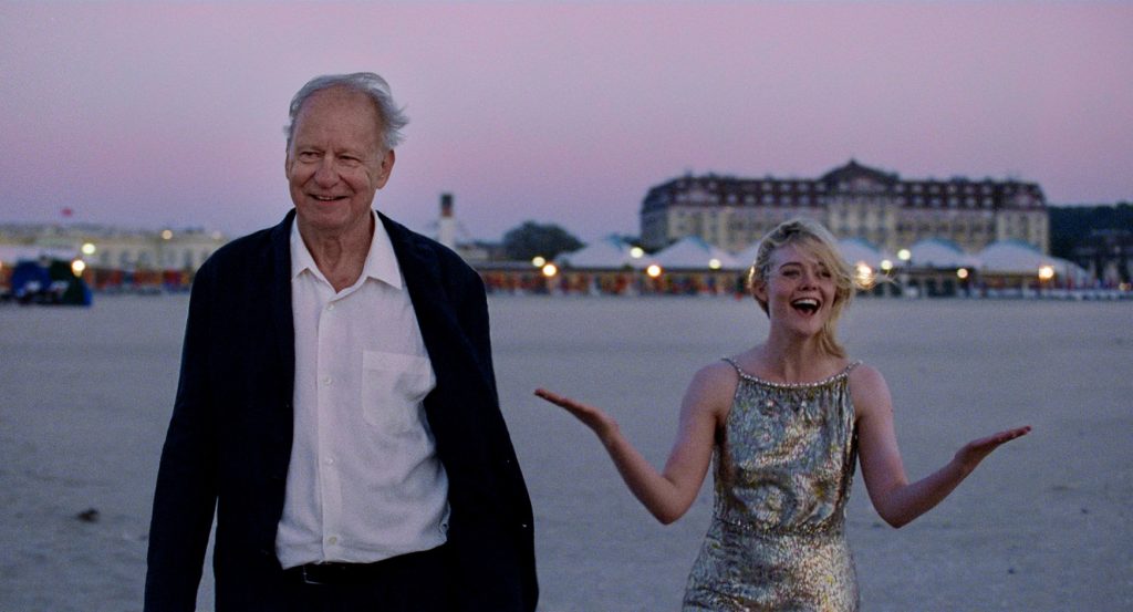 SENTIMENTALNA VREDNOST Stellan Skarsgard Elle Fanning c FOTO Kasper Tuxen