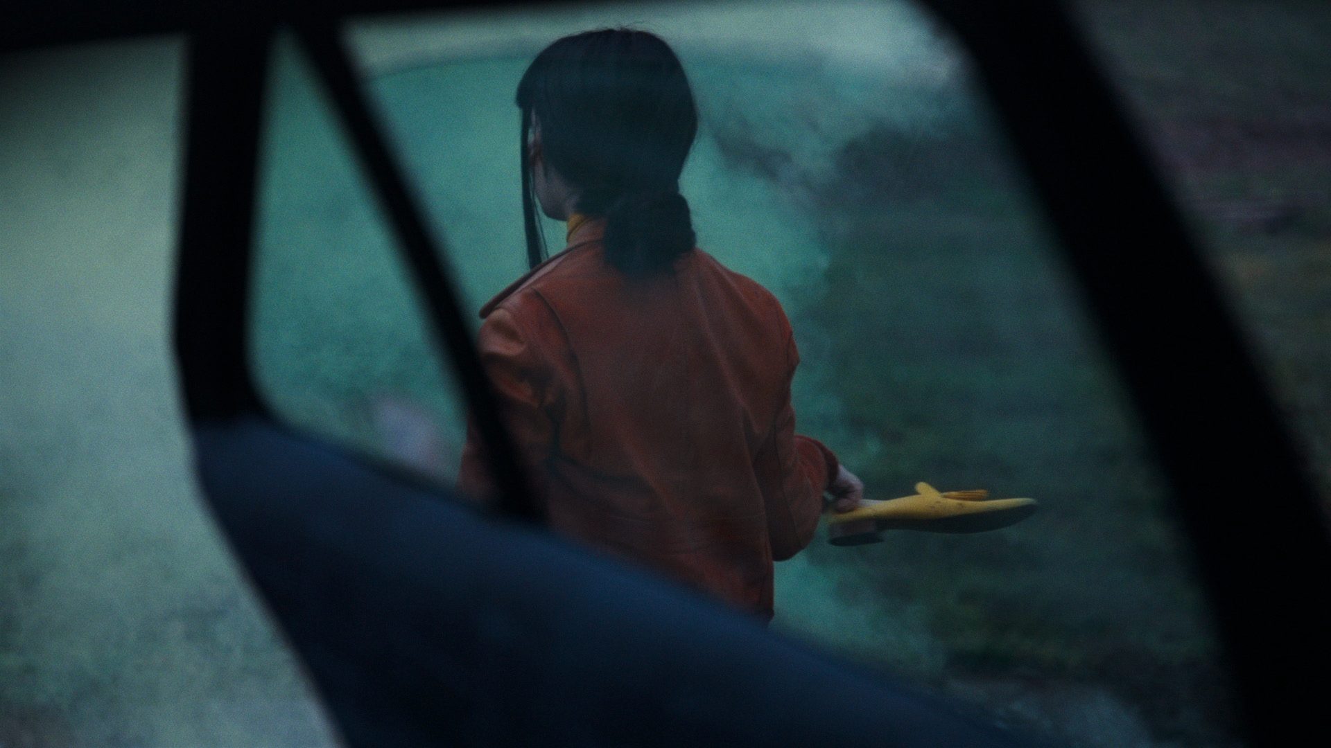 Still Frame Spot za pesmu Urnisu me sume KOIKOI rediteljke Mine DJukic 4