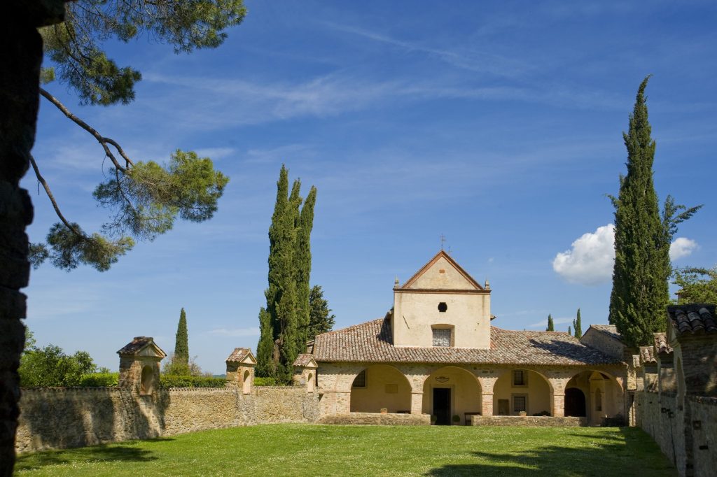 Italijanski arhitekta je manastir iz 13. veka pretvorio u nadrealni grad 7 arhitekta