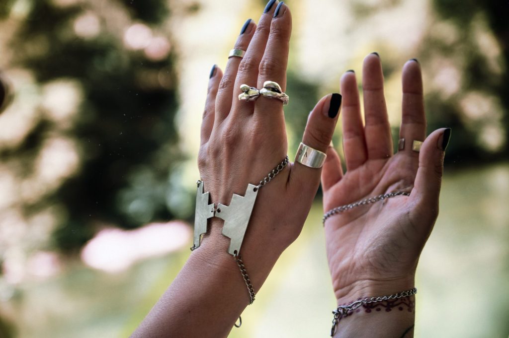 9256FC6A 41C6 4601 817B 27DCEB6E4FE3