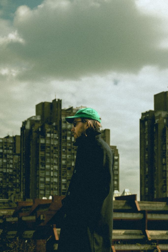 BURO PETAR MARTIC selekcija kolor 6