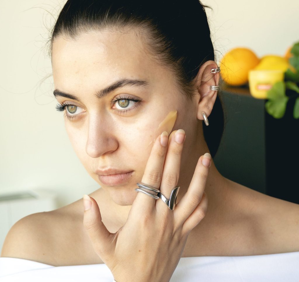 Probala sam novu Garnier kremu i nikada ništa laganije nisam koristila 8 BURO garnier vitamin c 24