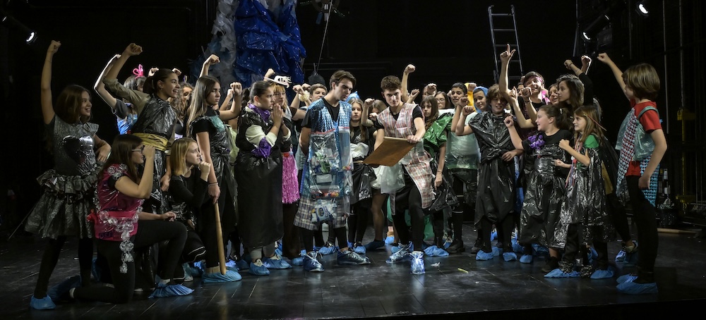 kapetan dzon piplfoks 1