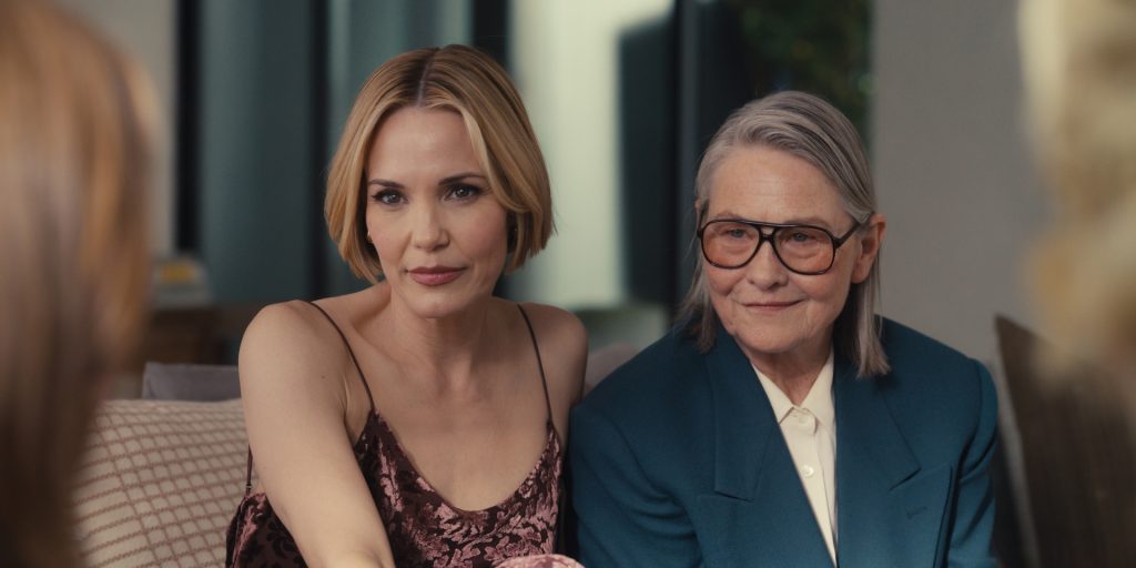 „Hacks" se završava onako kako se retko koja serija završi - sa punim plućima 11 leslie bibb cherry j 69d667cfe85f8