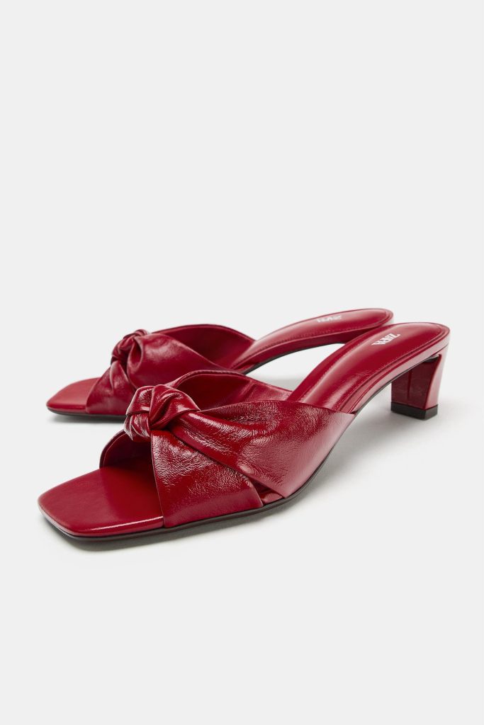 „Mules" sandale do 5.000 RSD: 7 najlepših modela 8 11314810600 e2