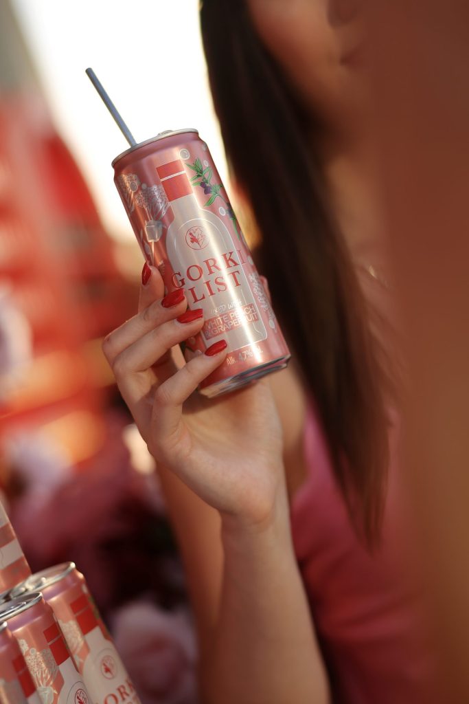 GORKI LIST OTVARA VRATA NOVOJ GENERACIJI I NOVOM SVETU BITTER UKUSA 9 Bitter Fizz by Gorki List 3