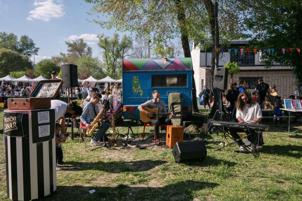 Urbani buvljak