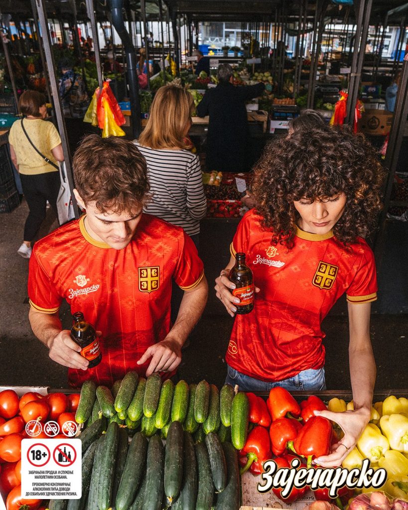 Povod je fudbal, osveženje zaječarsko pivo, a dres omiljeni letnji autfit 12 Zaječarsko fudbal