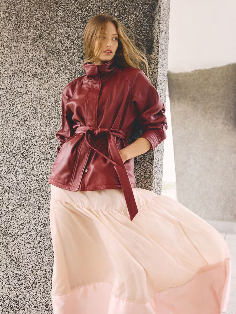 Još je rano za jakne - ali u Reserved je stigao model koji će biti veliki trend 7 073KK 92X 001 2 1297745