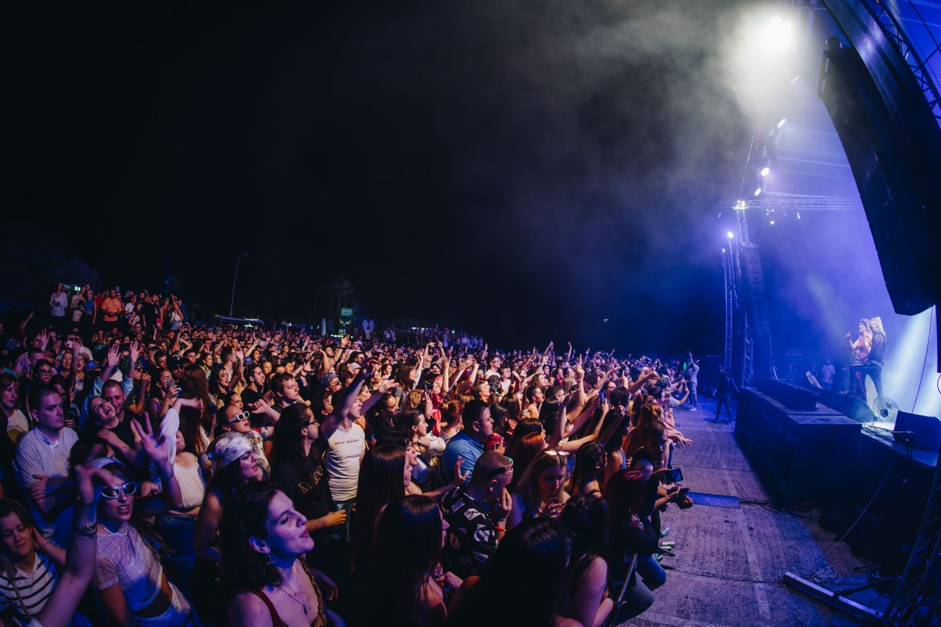 FESTIVAL