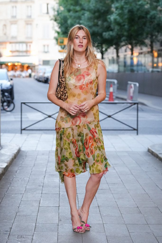 Street style autfiti iz Pariza: 7 glam izdanja za letnje proslave 9 profimedia 1115159842