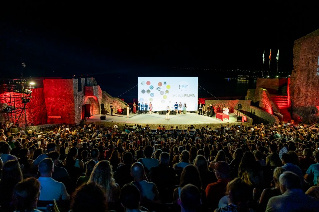 Umesto molitve opomena: „Oče naš” proglašen za najbolji film na festivalu u Herceg Novom 19 Foto Vuk Ilic dodjela nagrada 7