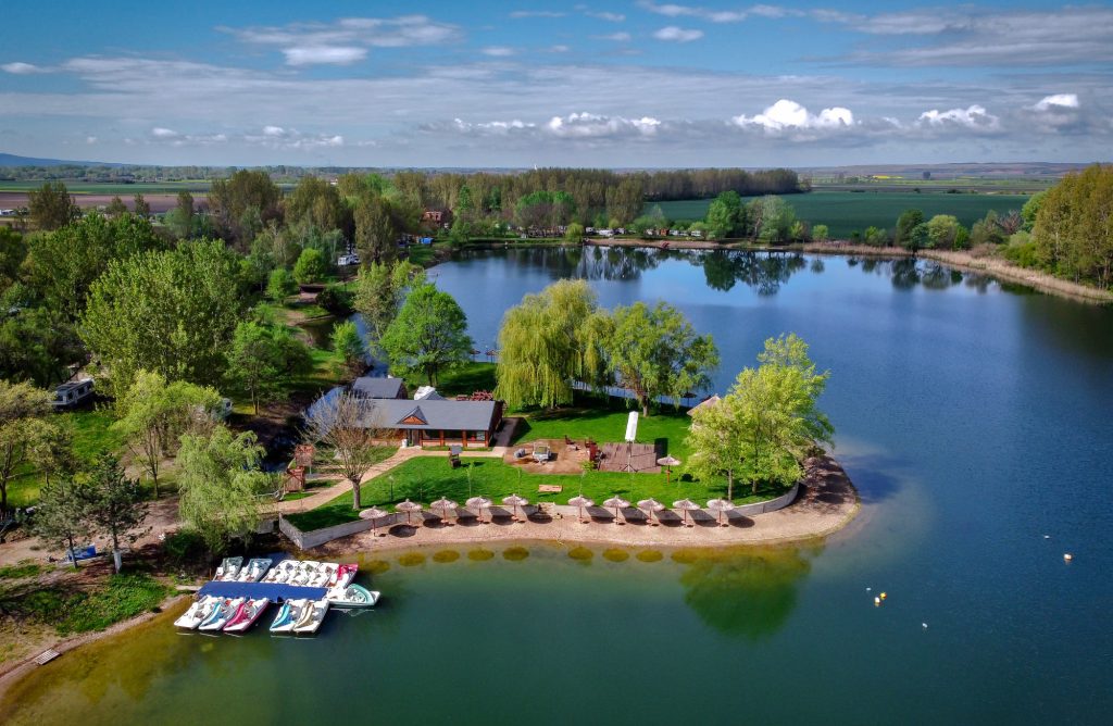 vracevgajsko jezero ostrvo 2