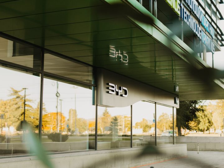 BYD salon
